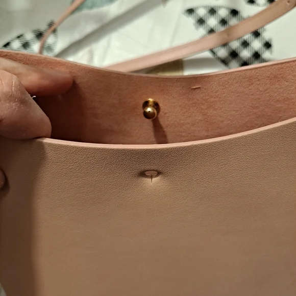 Samara Light Peony Pink Vegan Leather Crossbody Bag 🩷 - Picture 7 of 9